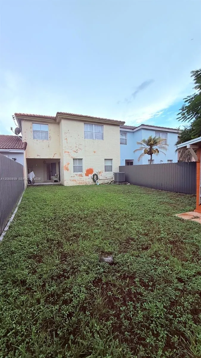4729 SW 163rd Pl Miami, FL 33185