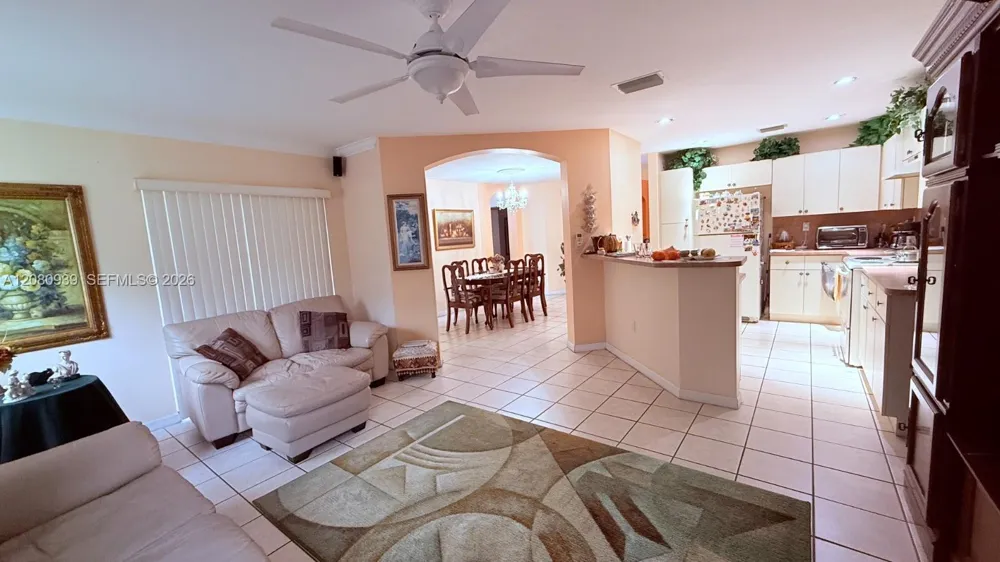 4729 SW 163rd Pl Miami, FL 33185