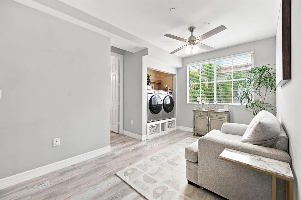 633 NE 11TH AVENUE Fort Lauderdale, FL 33304