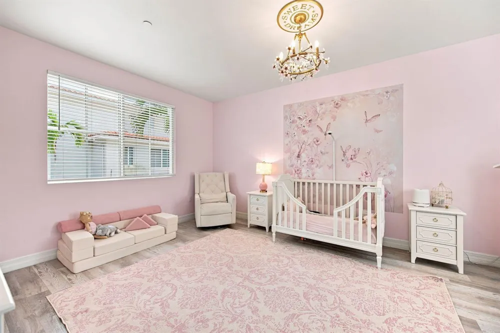 633 NE 11TH AVENUE Fort Lauderdale, FL 33304