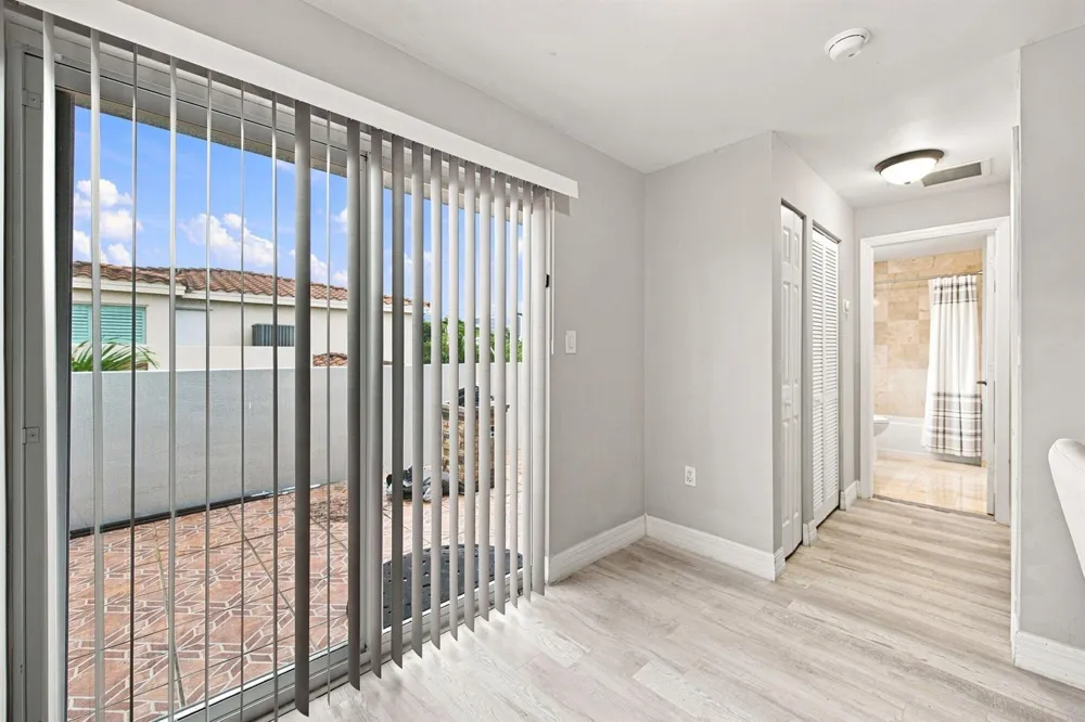633 NE 11TH AVENUE Fort Lauderdale, FL 33304