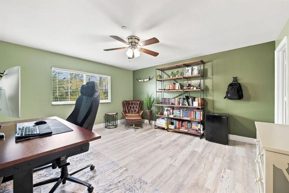 633 NE 11TH AVENUE Fort Lauderdale, FL 33304
