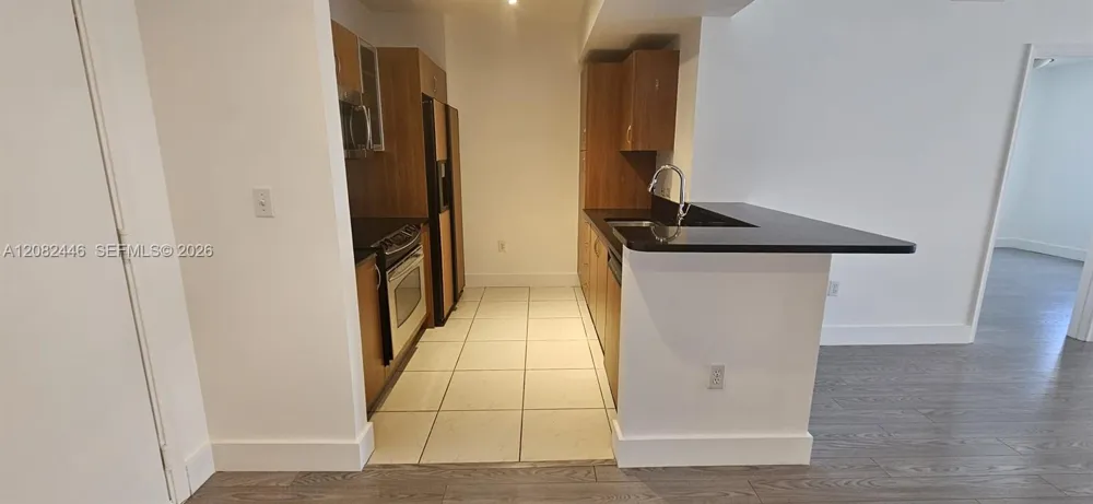 2775 NE 187th St #424 Aventura, FL 33180