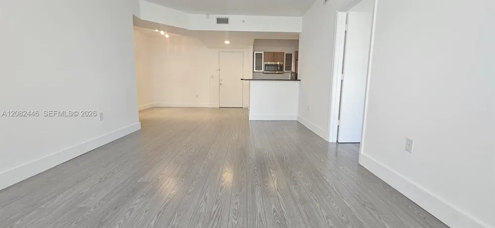 2775 NE 187th St #424 Aventura, FL 33180