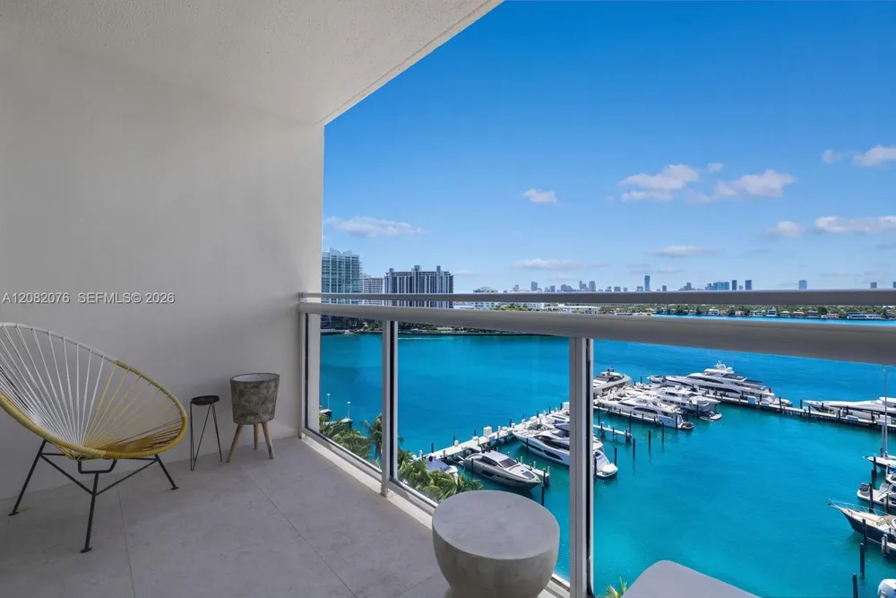 1800 Sunset Harbour Dr #1210 Miami Beach, FL 33139