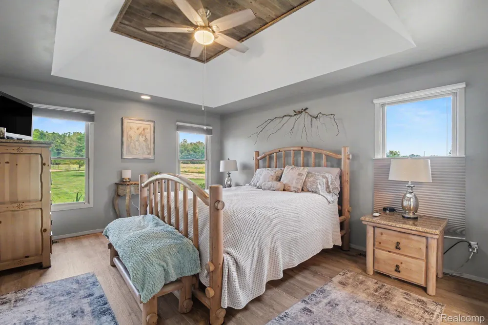 27800 Van Horn Road Huron Charter Township, MI 48164