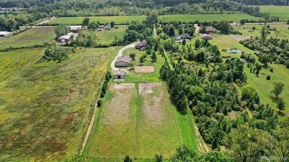 27800 Van Horn Road Huron Charter Township, MI 48164