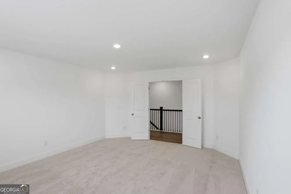 209 Deer Valley RUN Canton, GA 30115