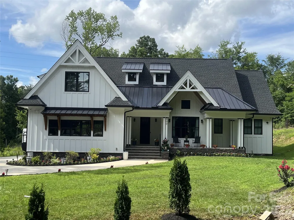 900 Houston Heights Road Charlotte, NC 28262