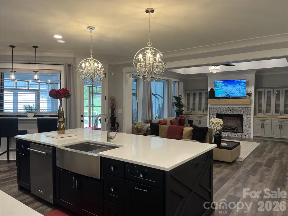 900 Houston Heights Road Charlotte, NC 28262