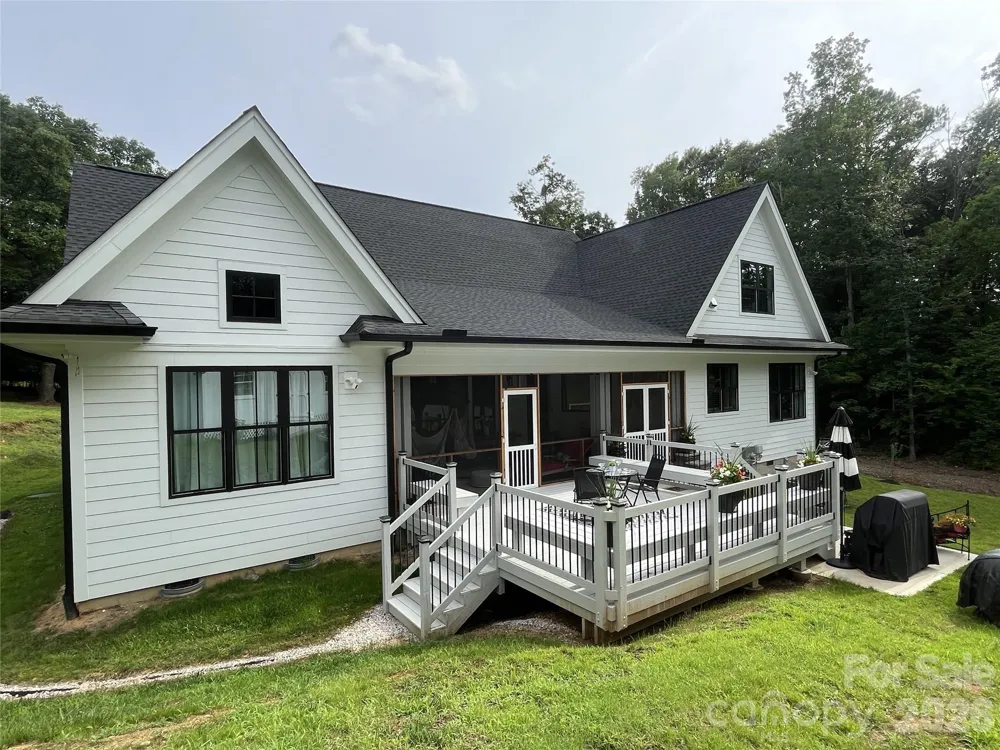 900 Houston Heights Road Charlotte, NC 28262