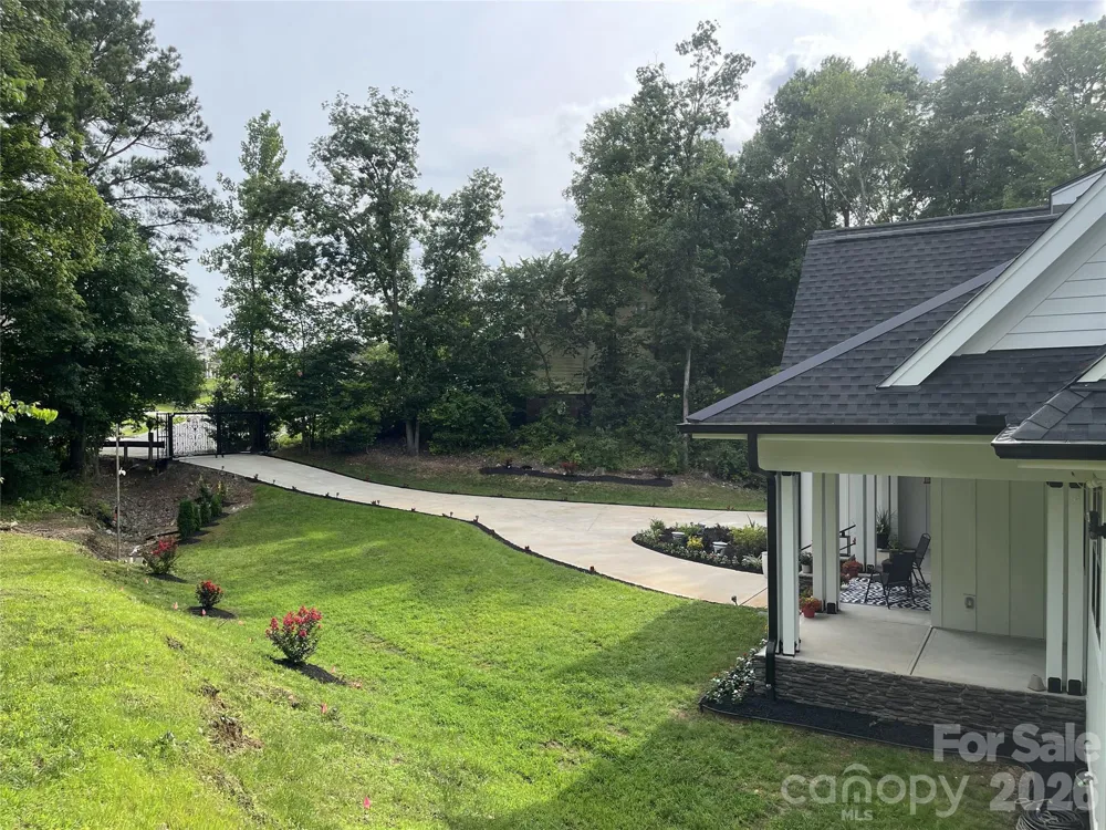 900 Houston Heights Road Charlotte, NC 28262
