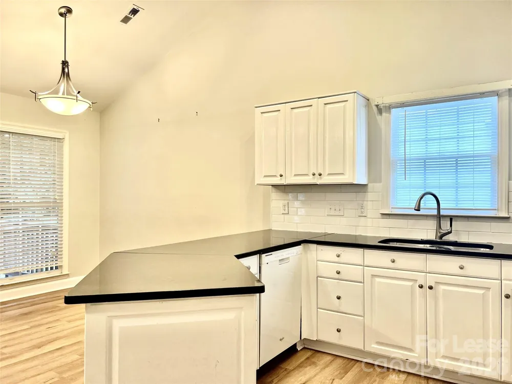 4409 Stonefield Drive Charlotte, NC 28269