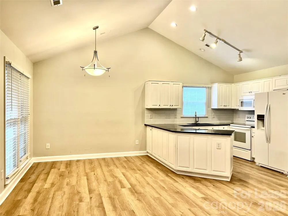 4409 Stonefield Drive Charlotte, NC 28269