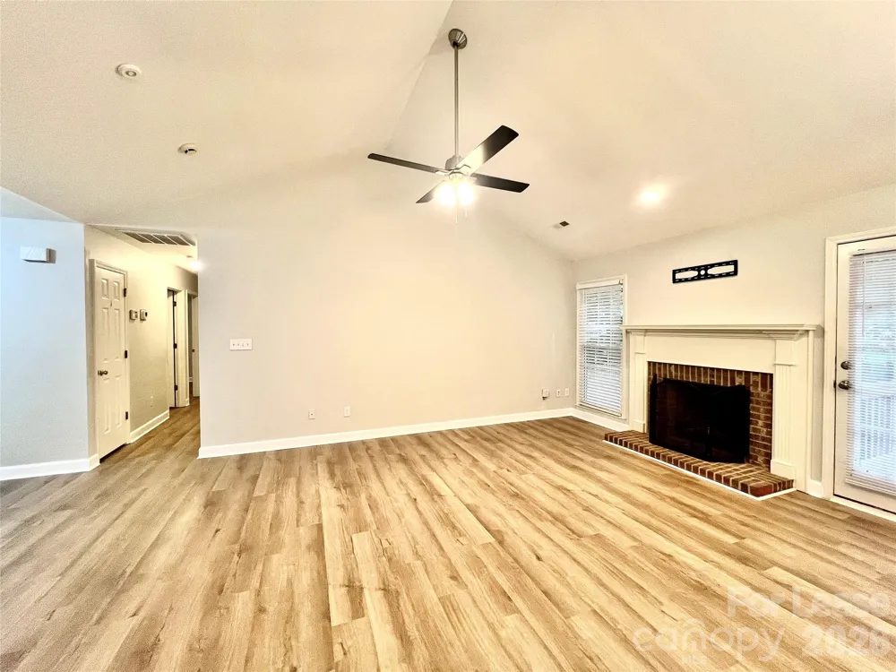 4409 Stonefield Drive Charlotte, NC 28269