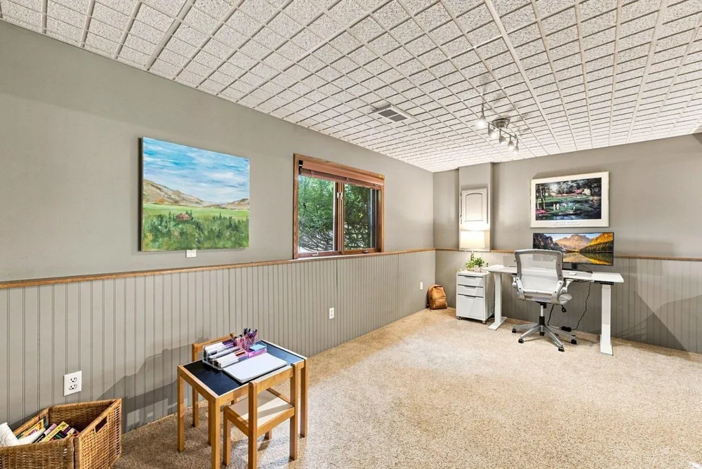 19002 Barrington Drive Eden Prairie, MN 55346