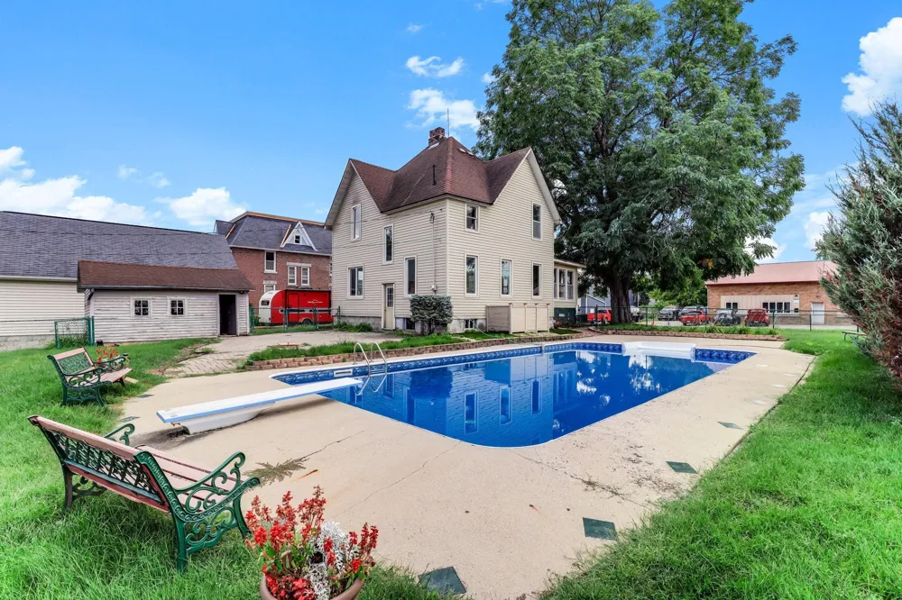 120 Railroad Street E Norwood Young America, MN 55368