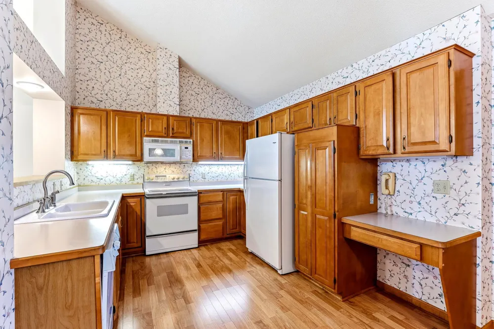 1624 Waterbury Waconia, MN 55387