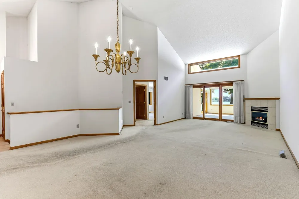 1624 Waterbury Waconia, MN 55387