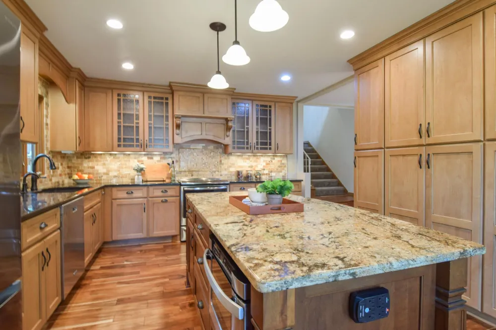 4428 Pleasant Drive Arden Hills, MN 55112
