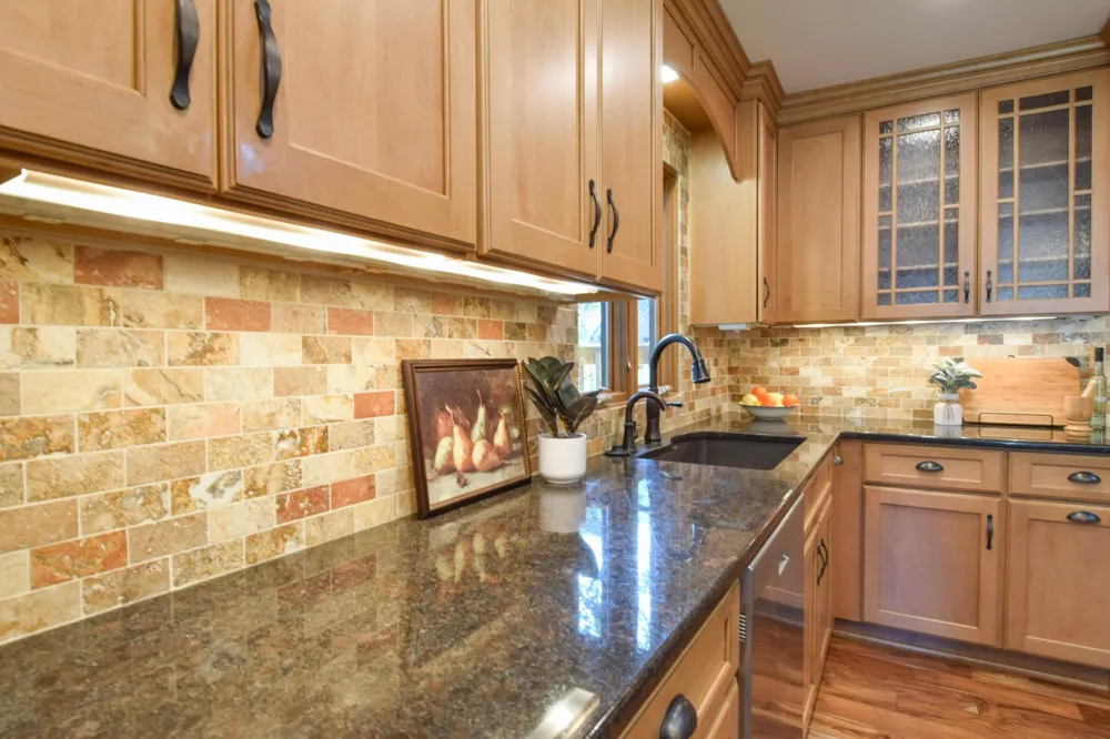 4428 Pleasant Drive Arden Hills, MN 55112
