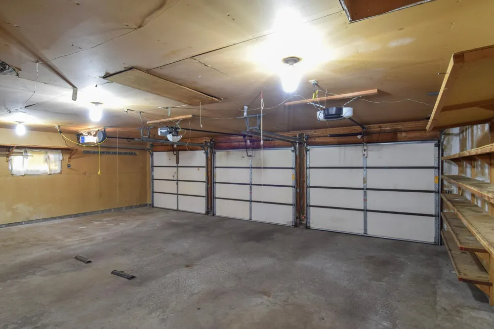 4428 Pleasant Drive Arden Hills, MN 55112