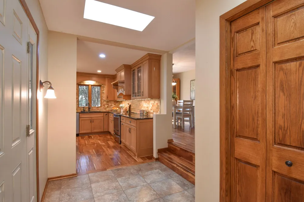 4428 Pleasant Drive Arden Hills, MN 55112