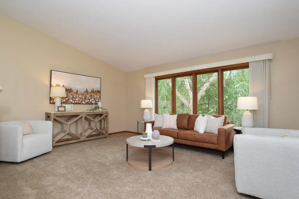 4428 Pleasant Drive Arden Hills, MN 55112