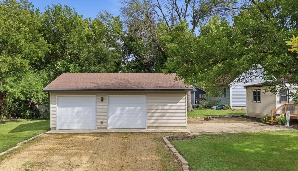 412 S Central Avenue Mapleton, MN 56065