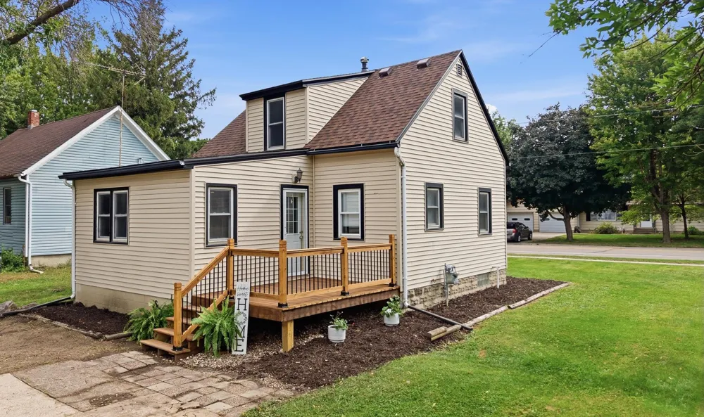 412 S Central Avenue Mapleton, MN 56065