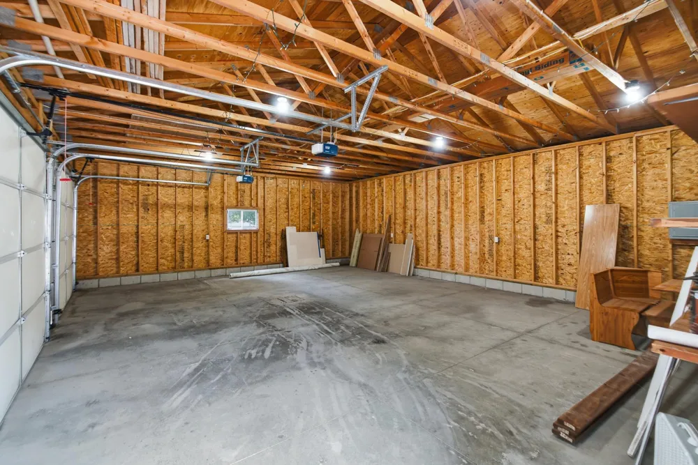 412 S Central Avenue Mapleton, MN 56065
