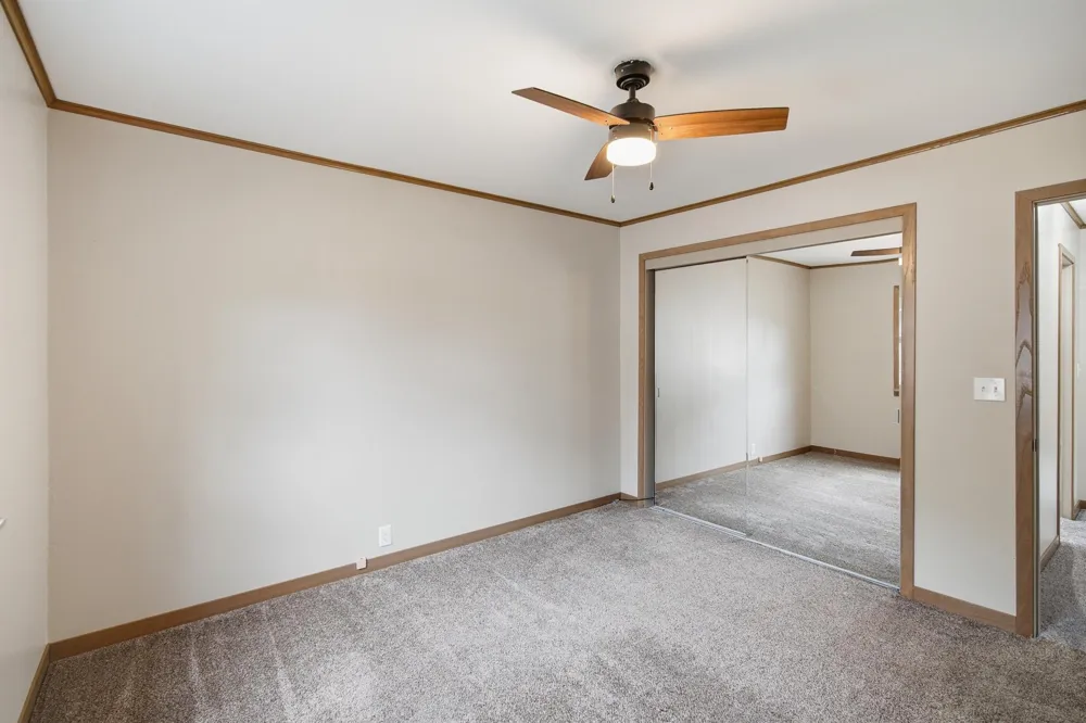 412 S Central Avenue Mapleton, MN 56065