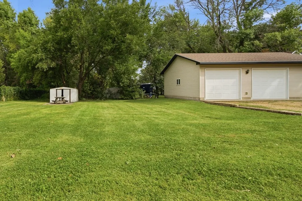 412 S Central Avenue Mapleton, MN 56065