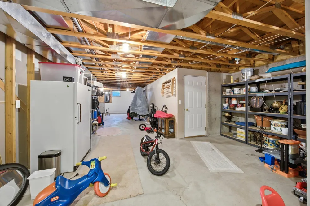 4233 Timberline Drive S Fargo, ND 58104