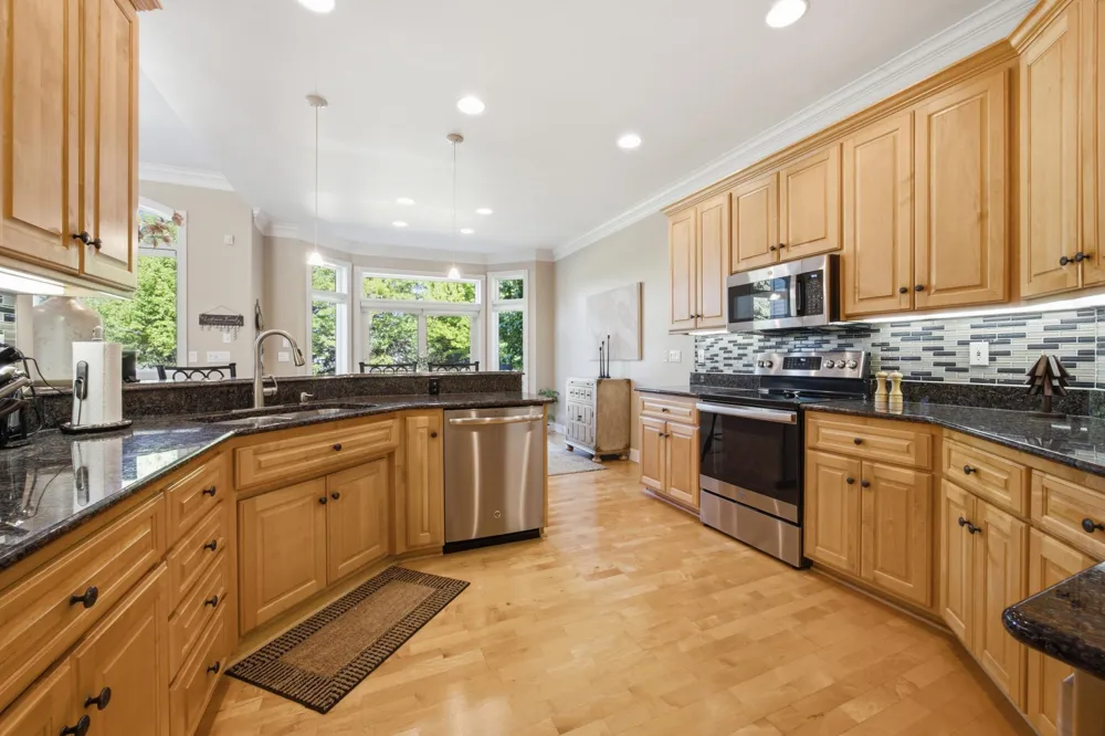 4233 Timberline Drive S Fargo, ND 58104