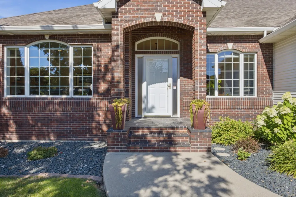 4233 Timberline Drive S Fargo, ND 58104