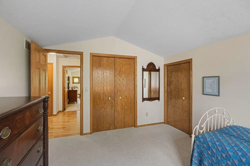1880 Shady Beach Avenue Roseville, MN 55113