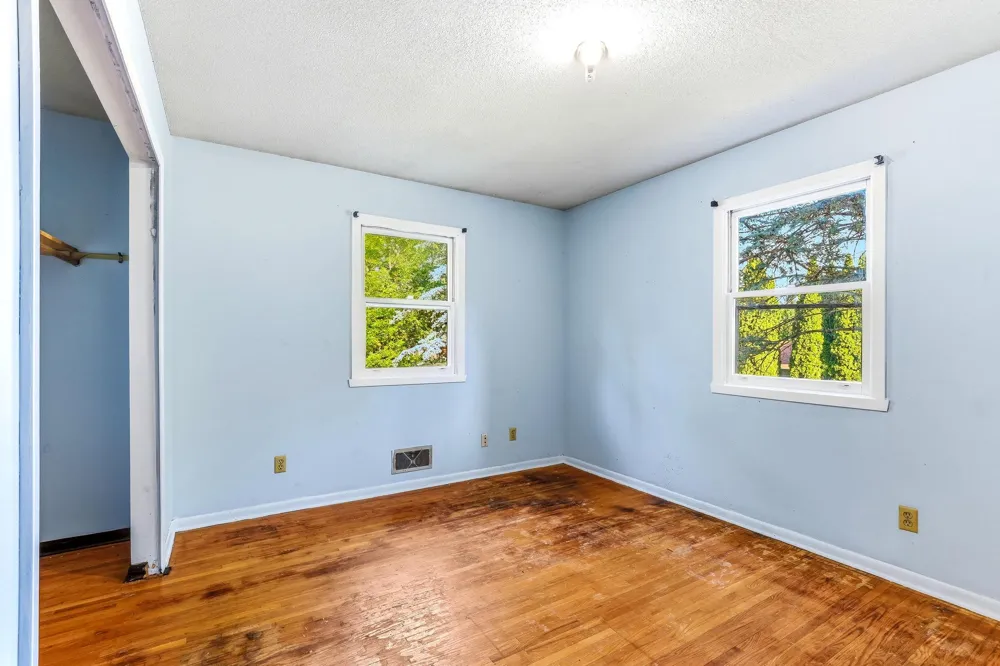 4383 Garden Trail Eagan, MN 55123