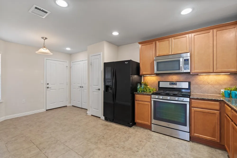 307 Kickapoo Creek Lane Georgetown, TX 78633