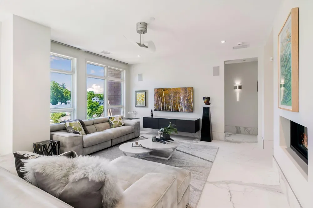 875 Lake Street #210 Wayzata, MN 55391