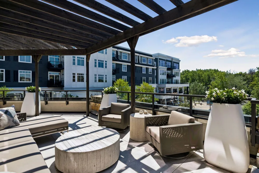 875 Lake Street #210 Wayzata, MN 55391