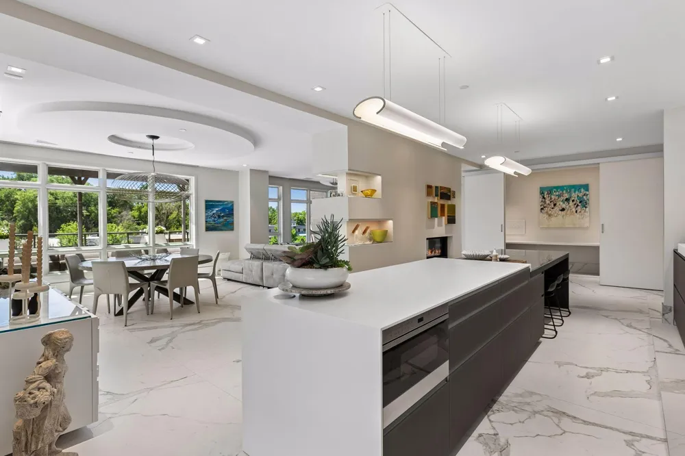 875 Lake Street #210 Wayzata, MN 55391