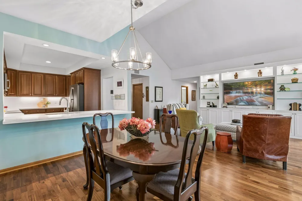 1830 Eagle Ridge Drive #3001 Mendota Heights, MN 55118