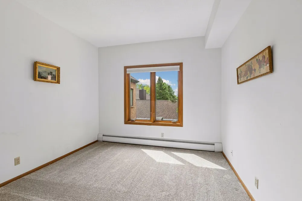 1830 Eagle Ridge Drive #3001 Mendota Heights, MN 55118