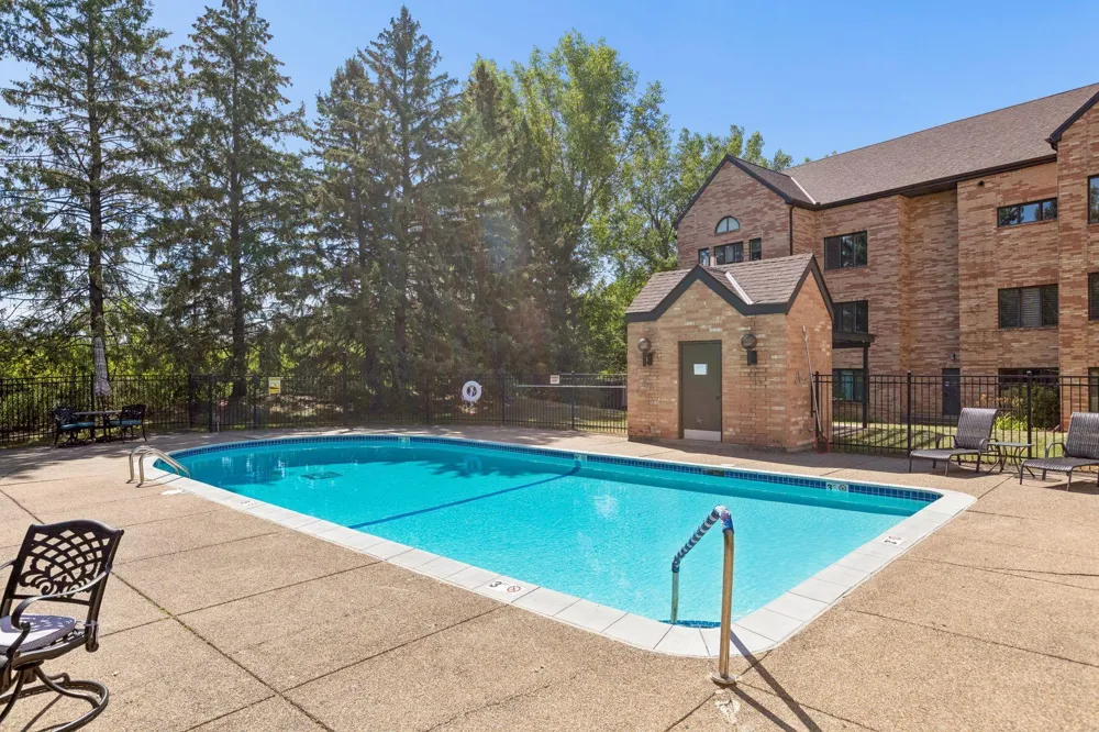 1830 Eagle Ridge Drive #3001 Mendota Heights, MN 55118