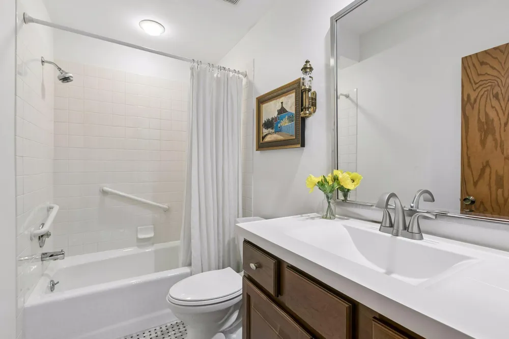 1830 Eagle Ridge Drive #3001 Mendota Heights, MN 55118