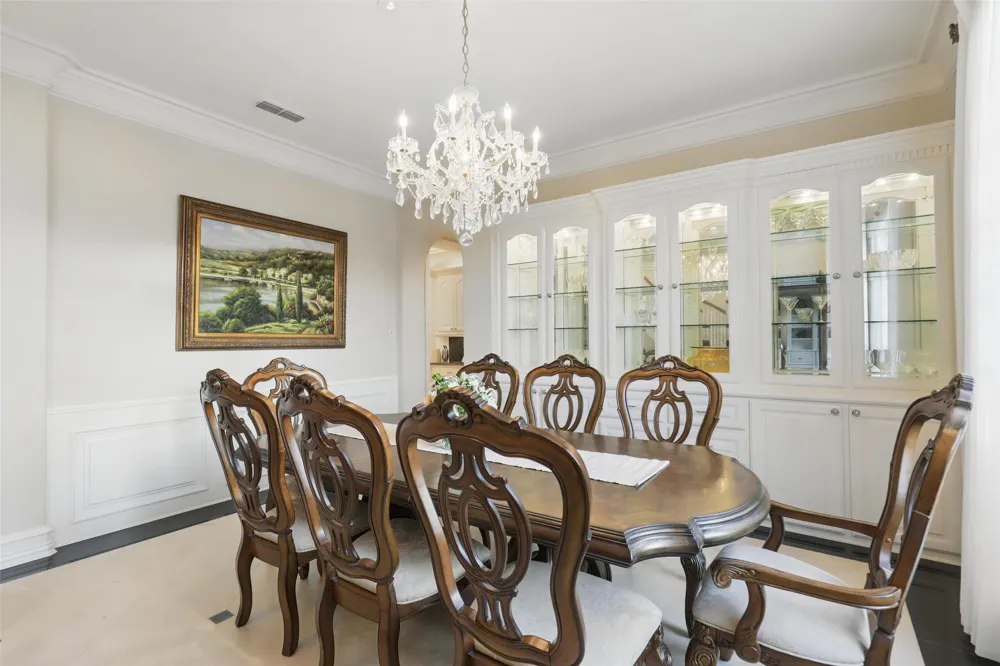 6800 Oak Hill Drive Fort Worth, TX 76132