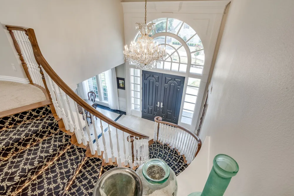6800 Oak Hill Drive Fort Worth, TX 76132