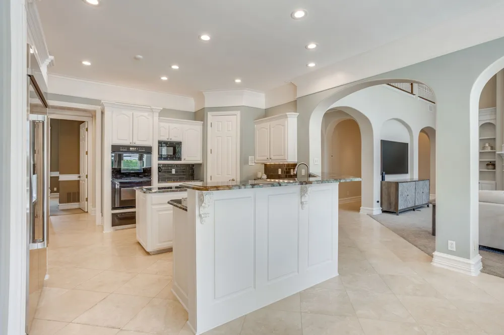 6800 Oak Hill Drive Fort Worth, TX 76132