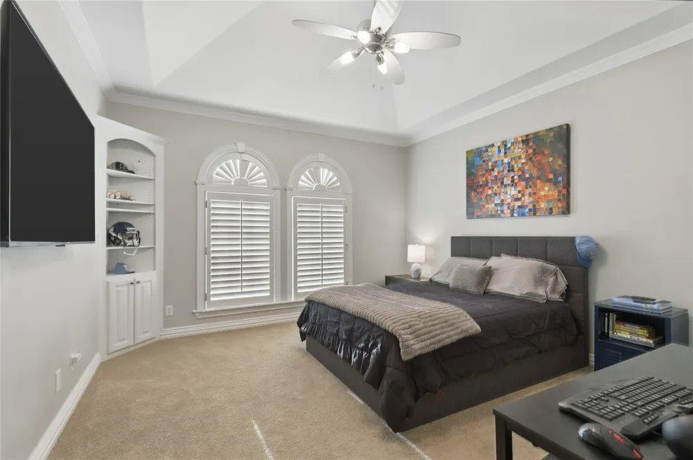6800 Oak Hill Drive Fort Worth, TX 76132